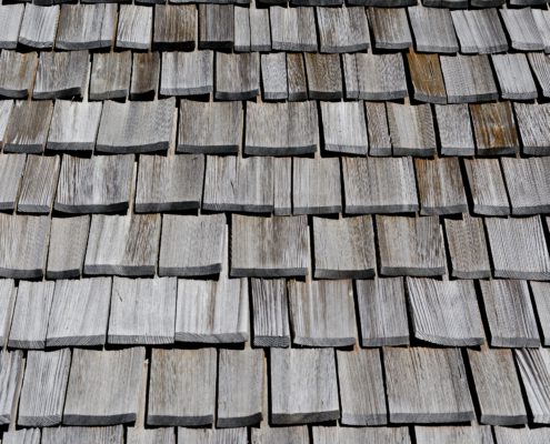 pros and cons of wood shakes and shingles